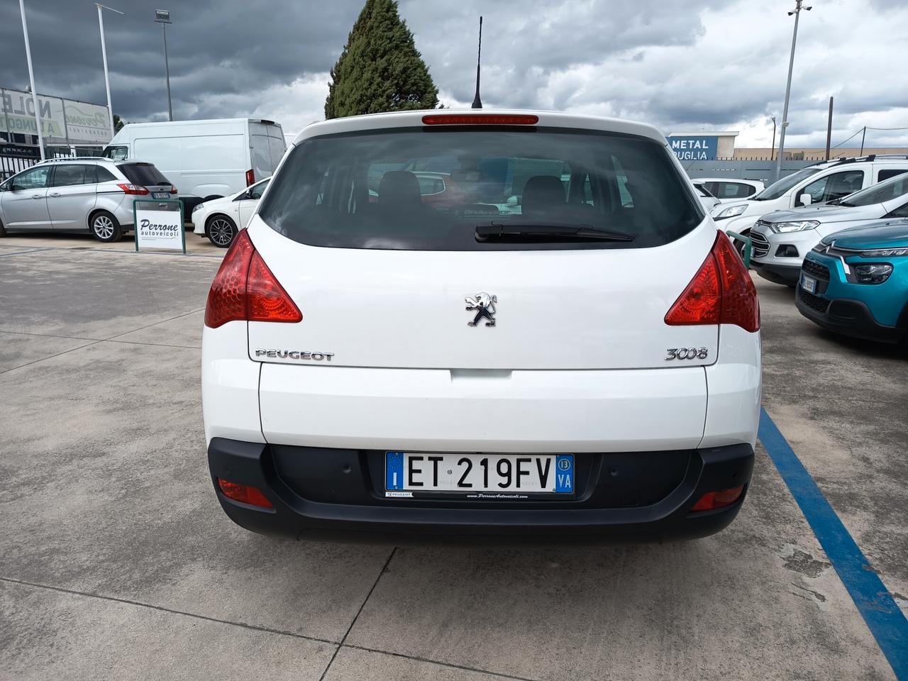 Peugeot 3008 1.6 HDi 115CV Business