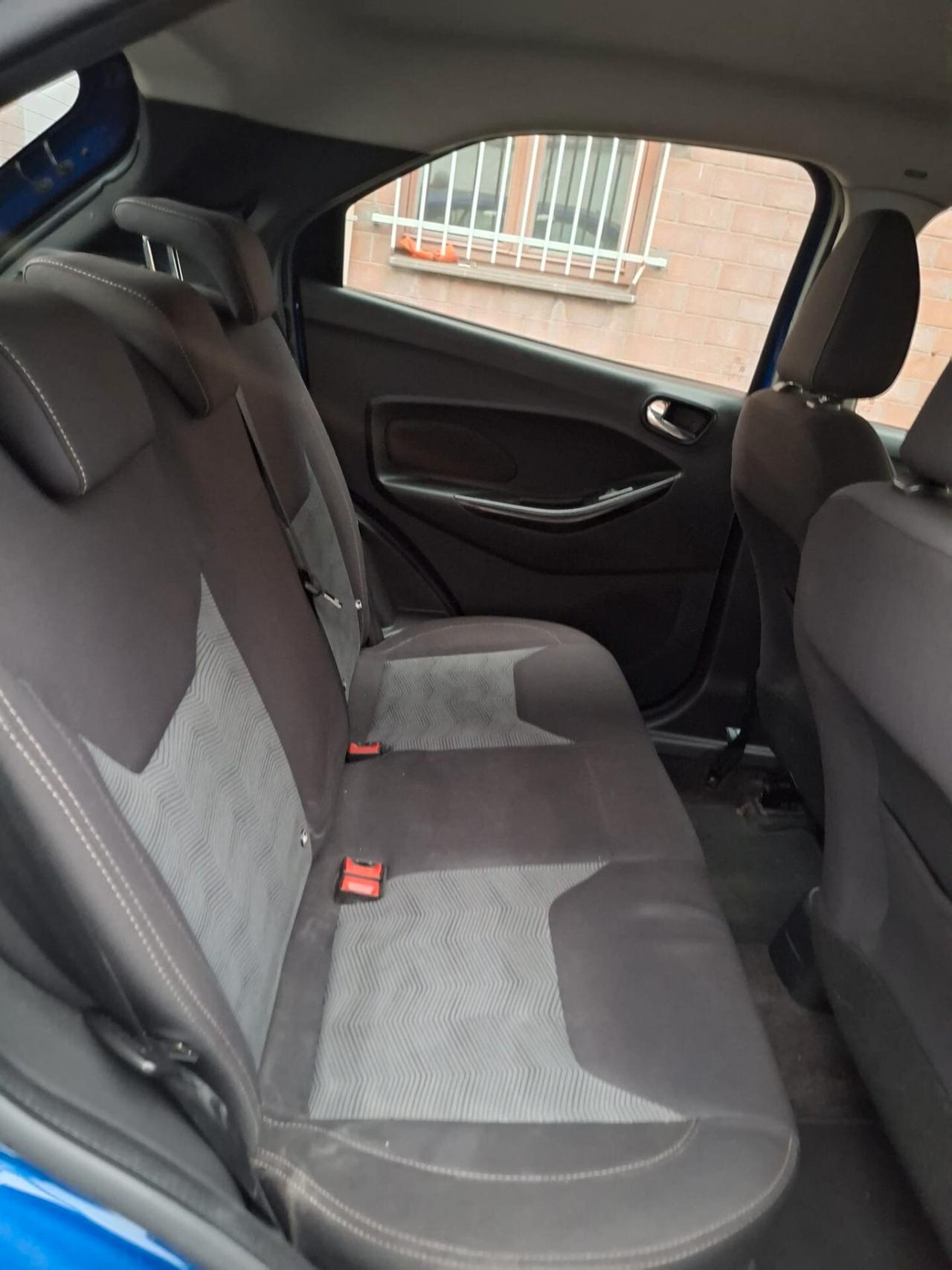 Ford Ka 1.2 Ti-VCT 85 CV Ultimate Color