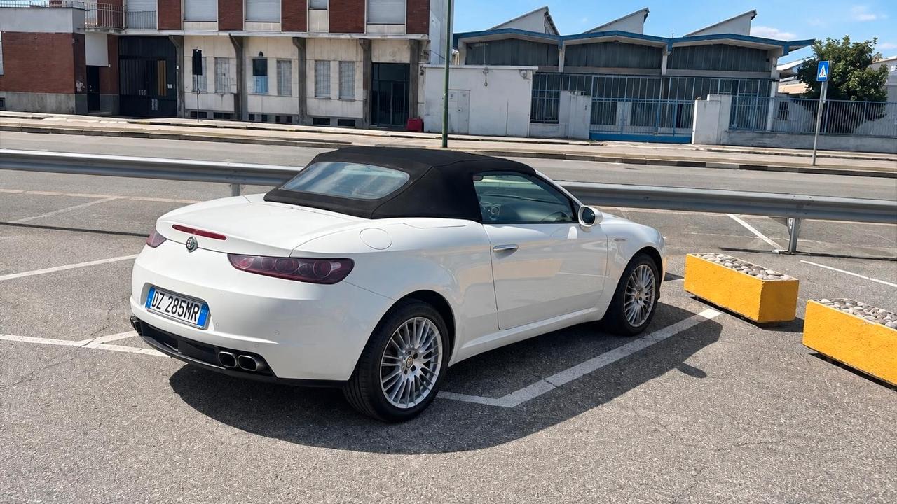 Alfa Romeo Spider 2.0 JTDm