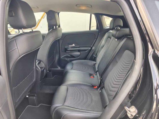 MERCEDES-BENZ GLA 200 d Automatic Business Extra *Navigatore*