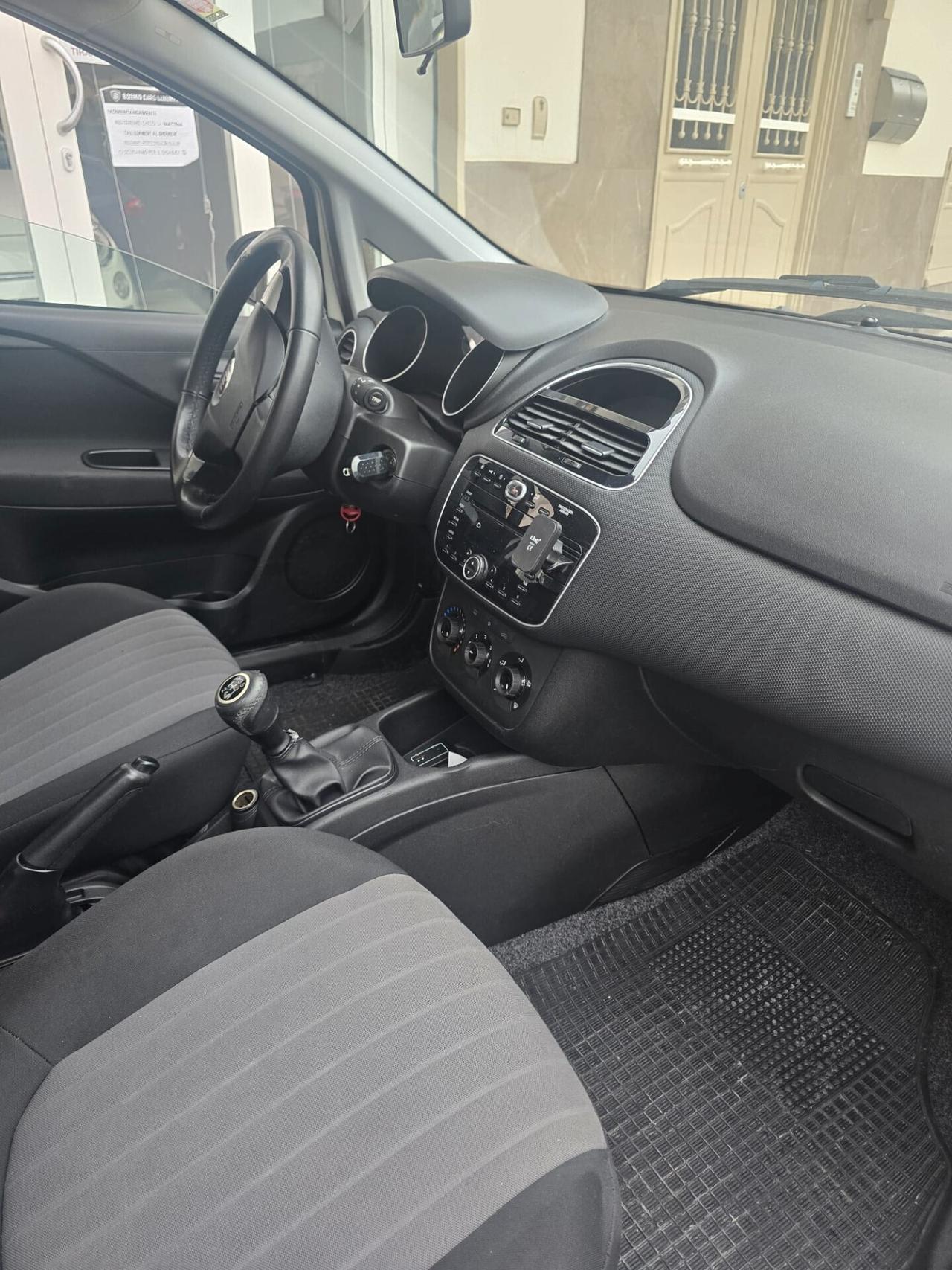 Fiat Grande Punto 1.3 MJT 79 CV 5 porte