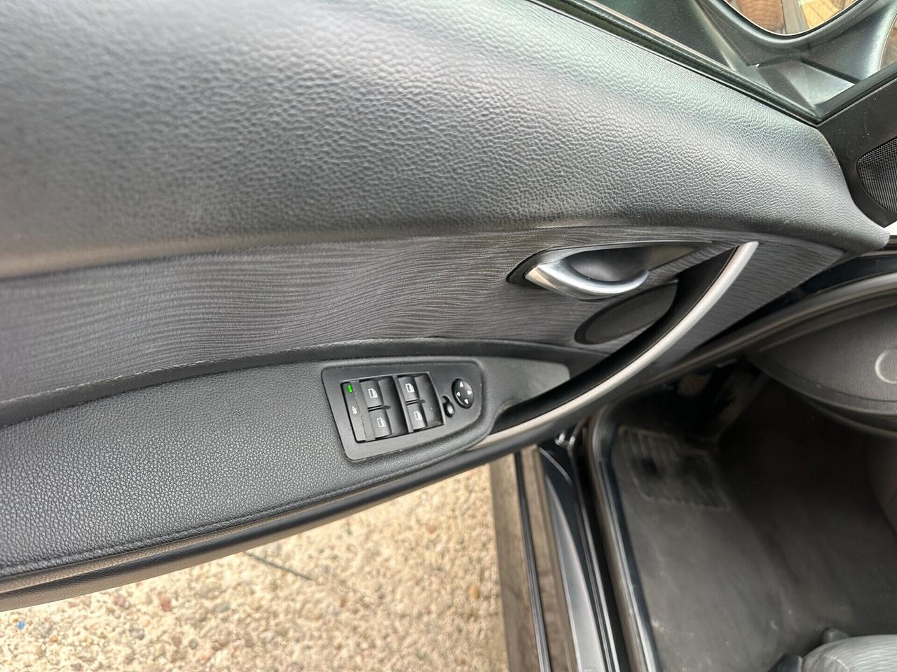 Bmw 116 116d 2.0 116CV cat 5 porte Futura DPF