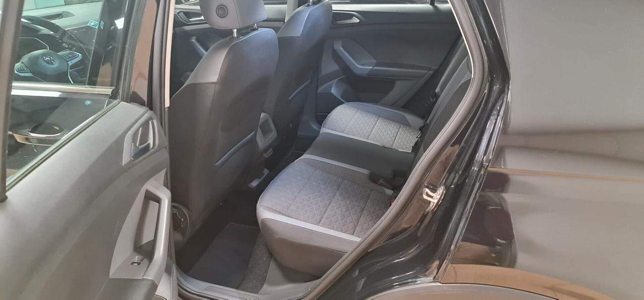 Volkswagen T-Cross 1.6 TDI DSG SCR Advanced BMT