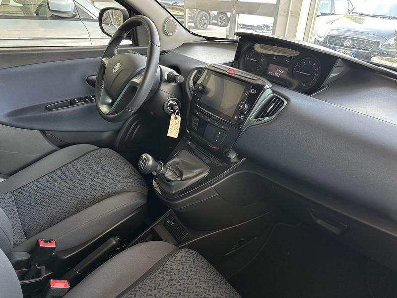 Lancia Ypsilon Lancia ypsilon 1.2 69 CV 5 porte S&S Gold