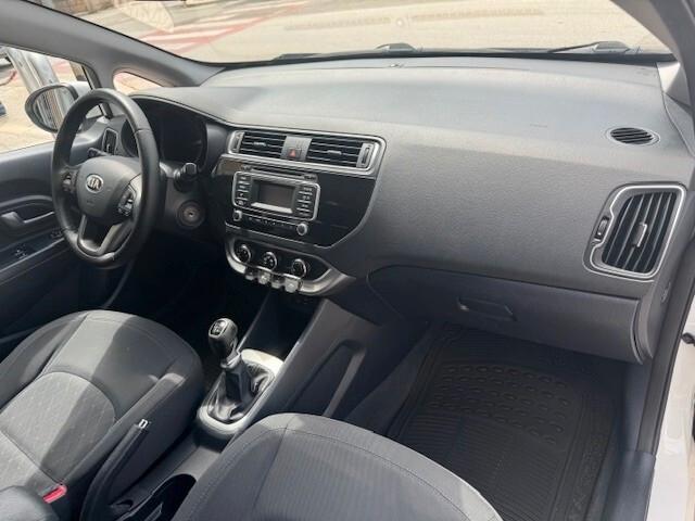 Kia Rio 1.1 CRDi 5p. Cool OK NEOPATENTATI !!