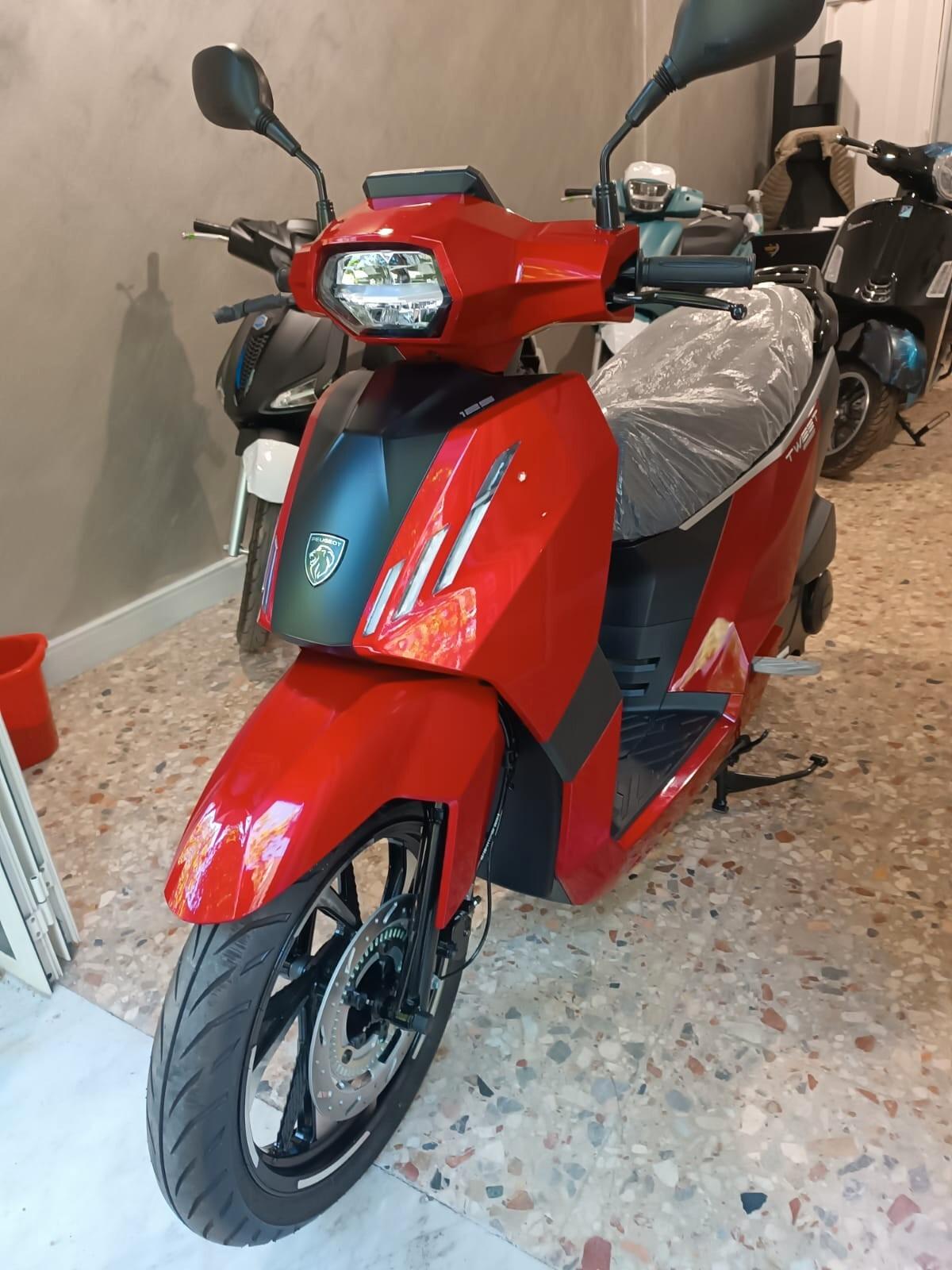 Peugeot Tweet 125