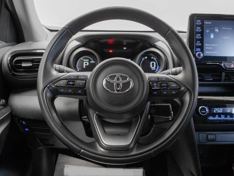 TOYOTA YARIS CROSS 1.5h Active fwd 116cv e-cvt