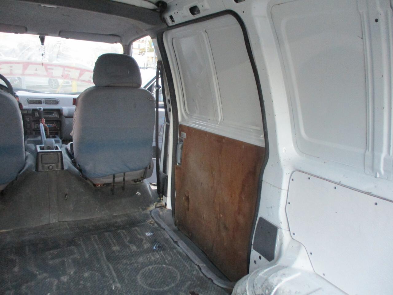 NISSAN VANETTE DIESEL 2001