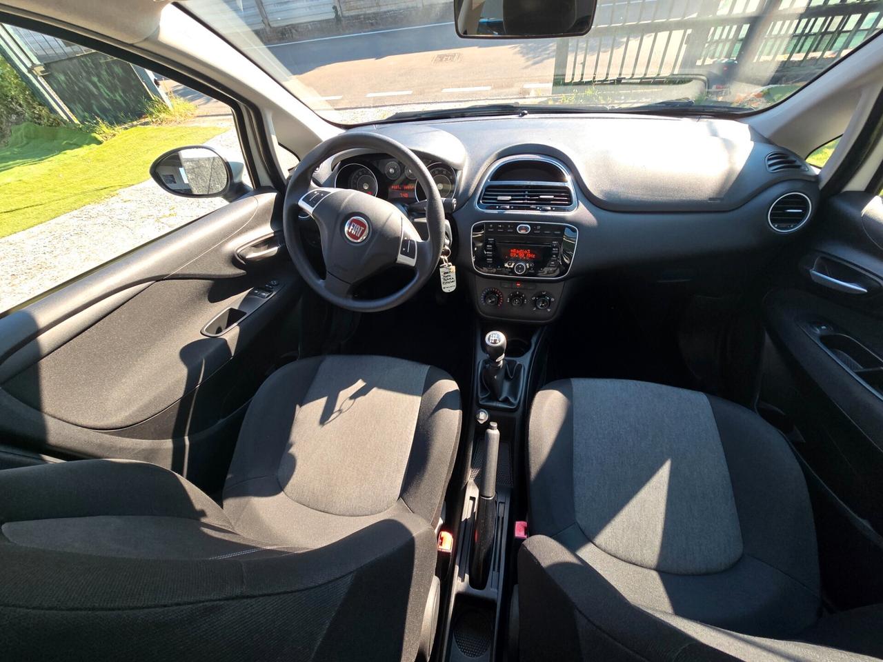 Fiat Punto 1.4BENZ 77CV NEOP 42000KM-2014