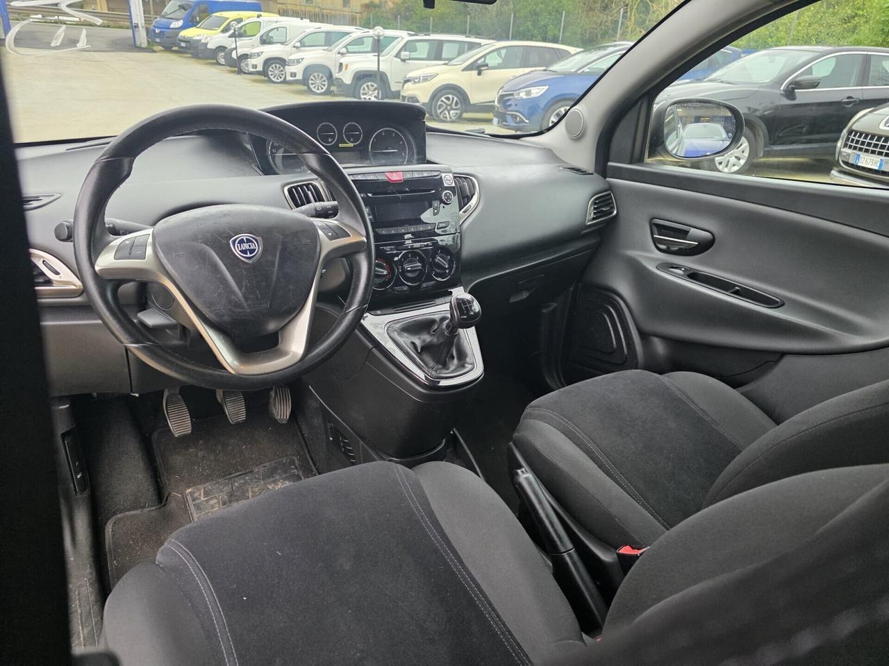 Lancia Ypsilon 1.3 MJT 16V 95 CV 5 porte S&S Gold