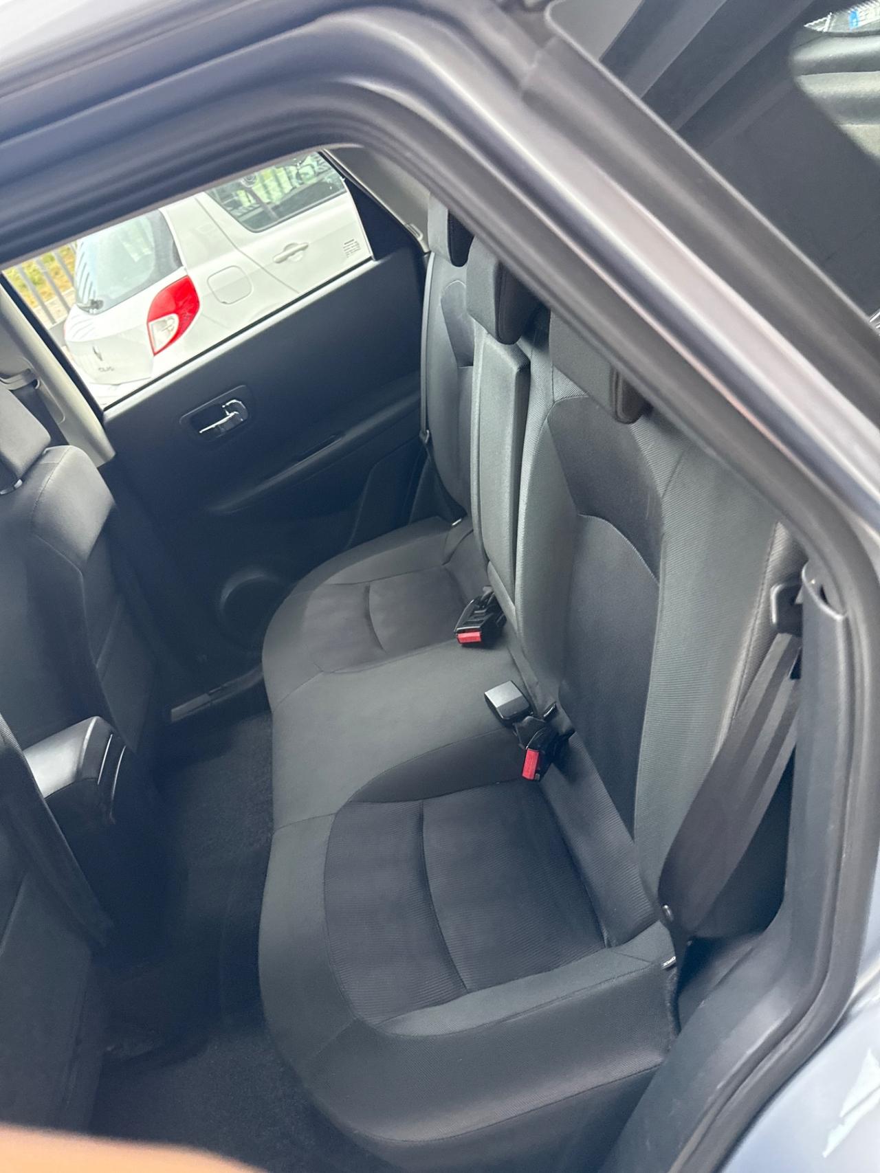 Nissan Qashqai 1.5 dCi DPF Tekna