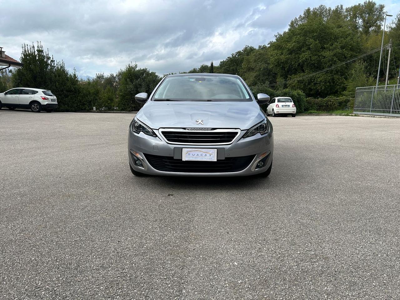 Peugeot 308 Allure 1.6 Blue HDI 120