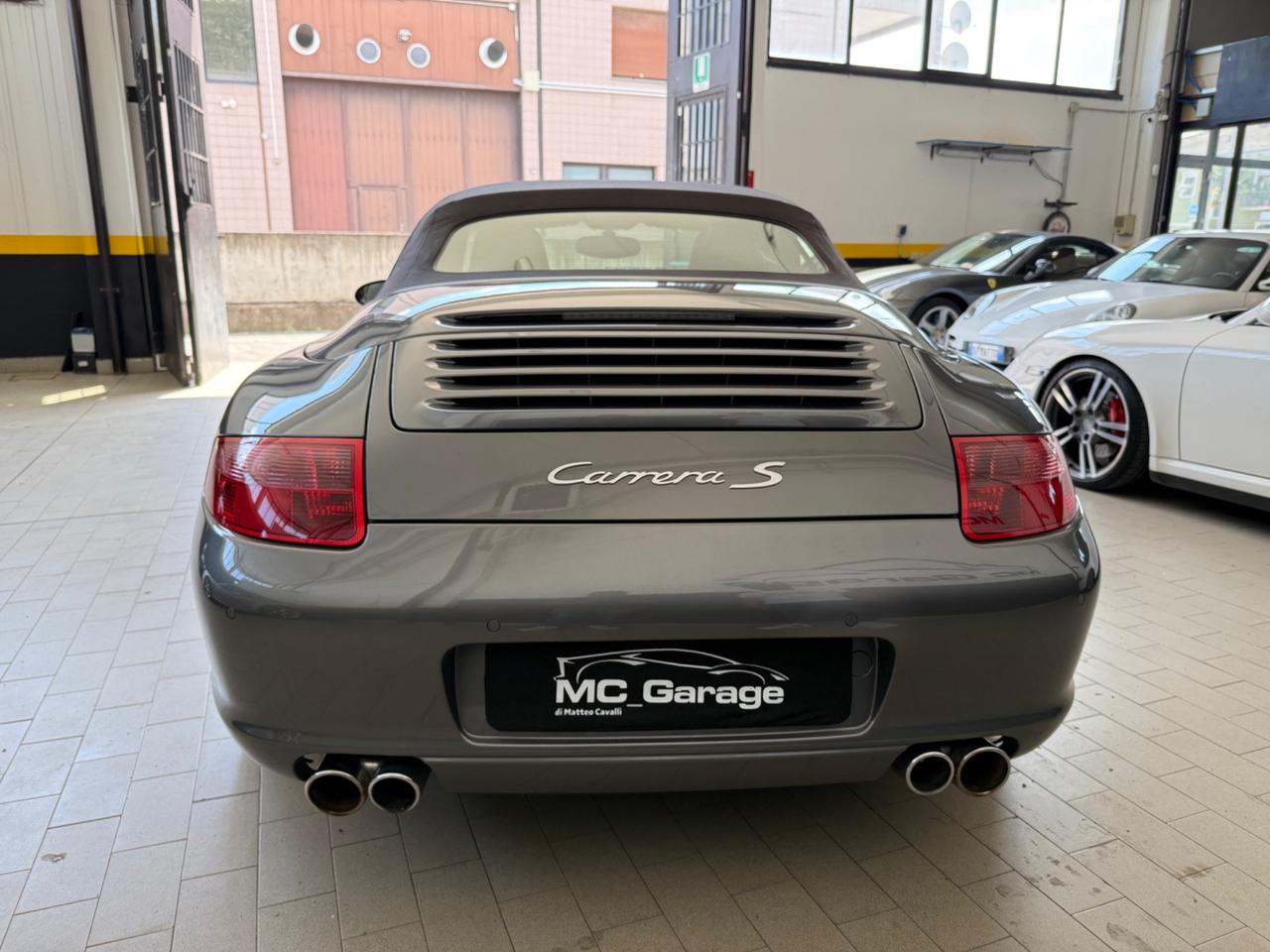 Porsche 997 Carrera s cocoa
