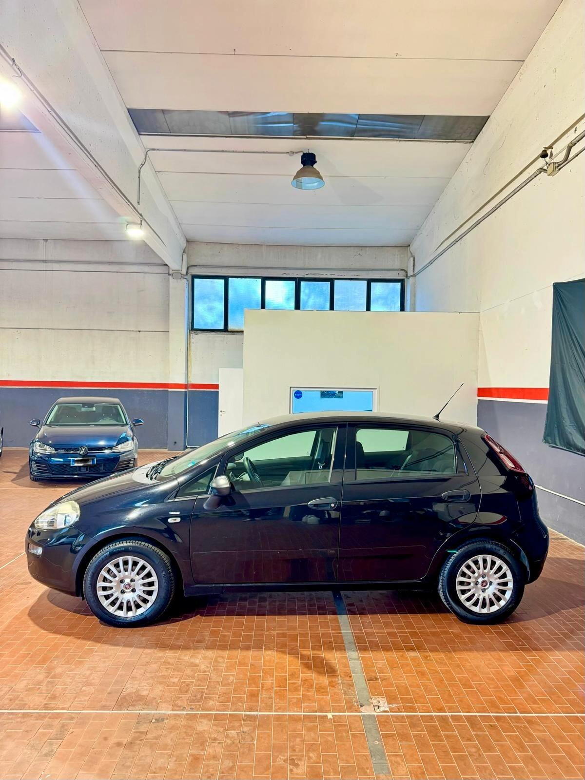 Fiat Punto 1.3 MJT II 75 CV 5 porte Street