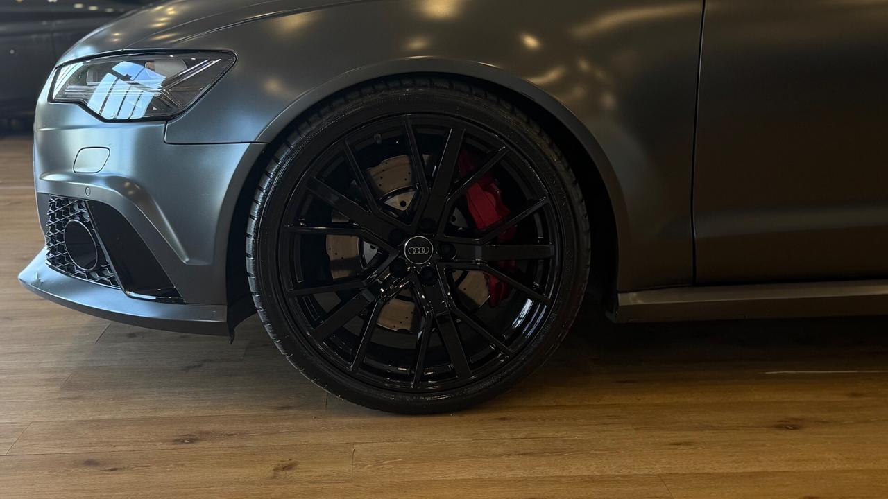 Audi RS6 RS 6 Avant 4.0 TFSI Performance quattro tiptronic