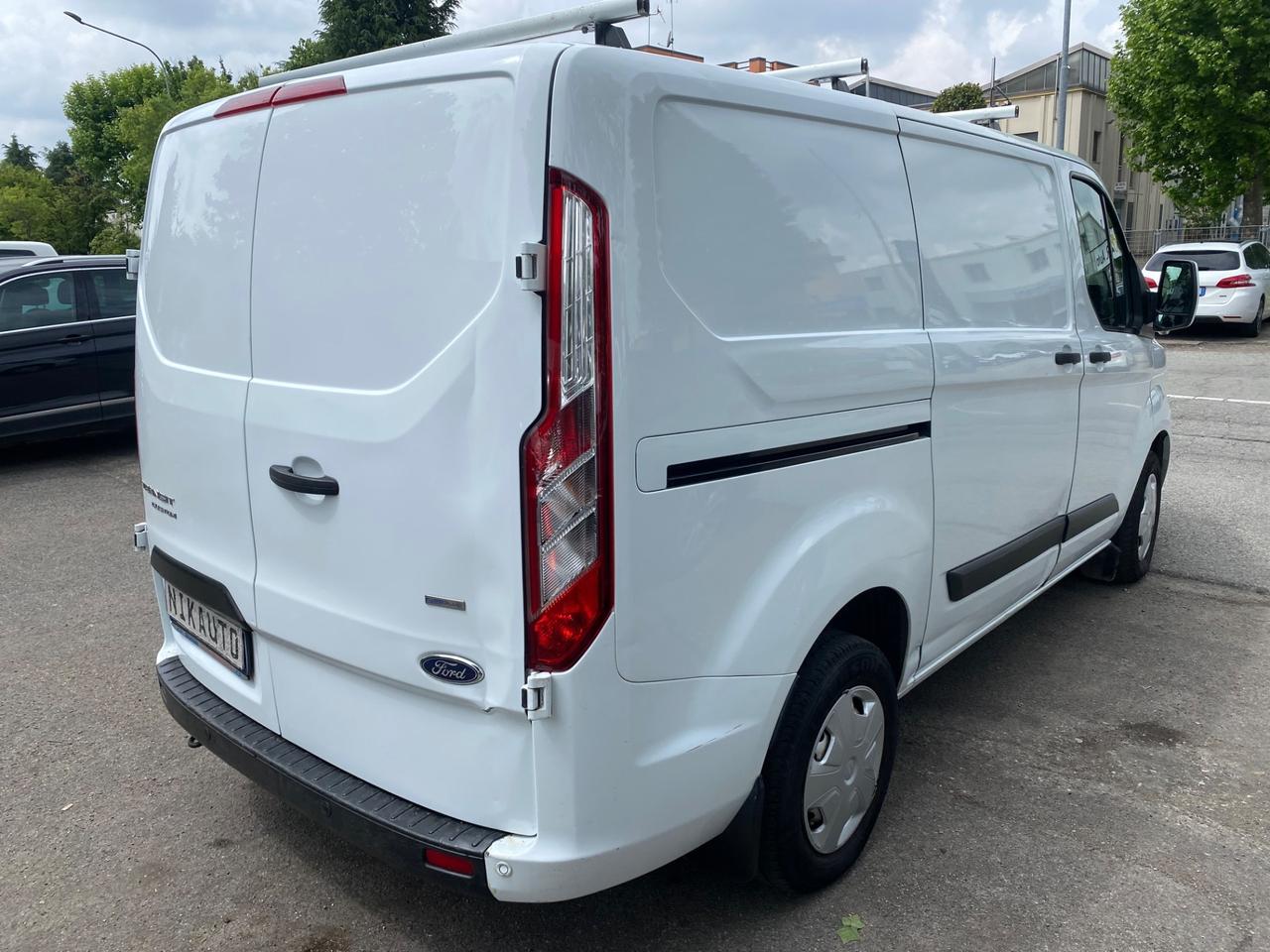 Ford Transit Custom 290 2.0 TDCi 130 PC Furgone Entry