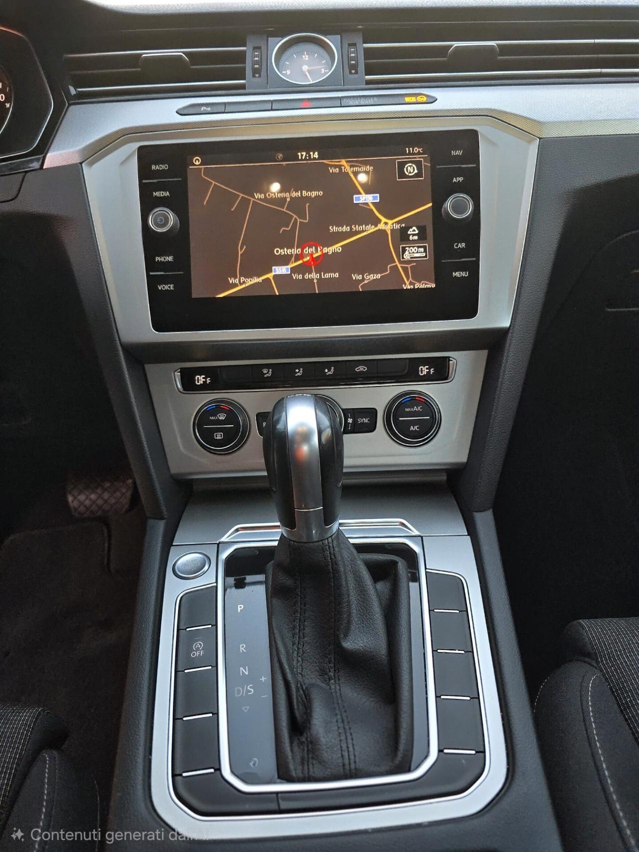 Volkswagen Passat 2.0 TDI DSG Comfortline Berlina