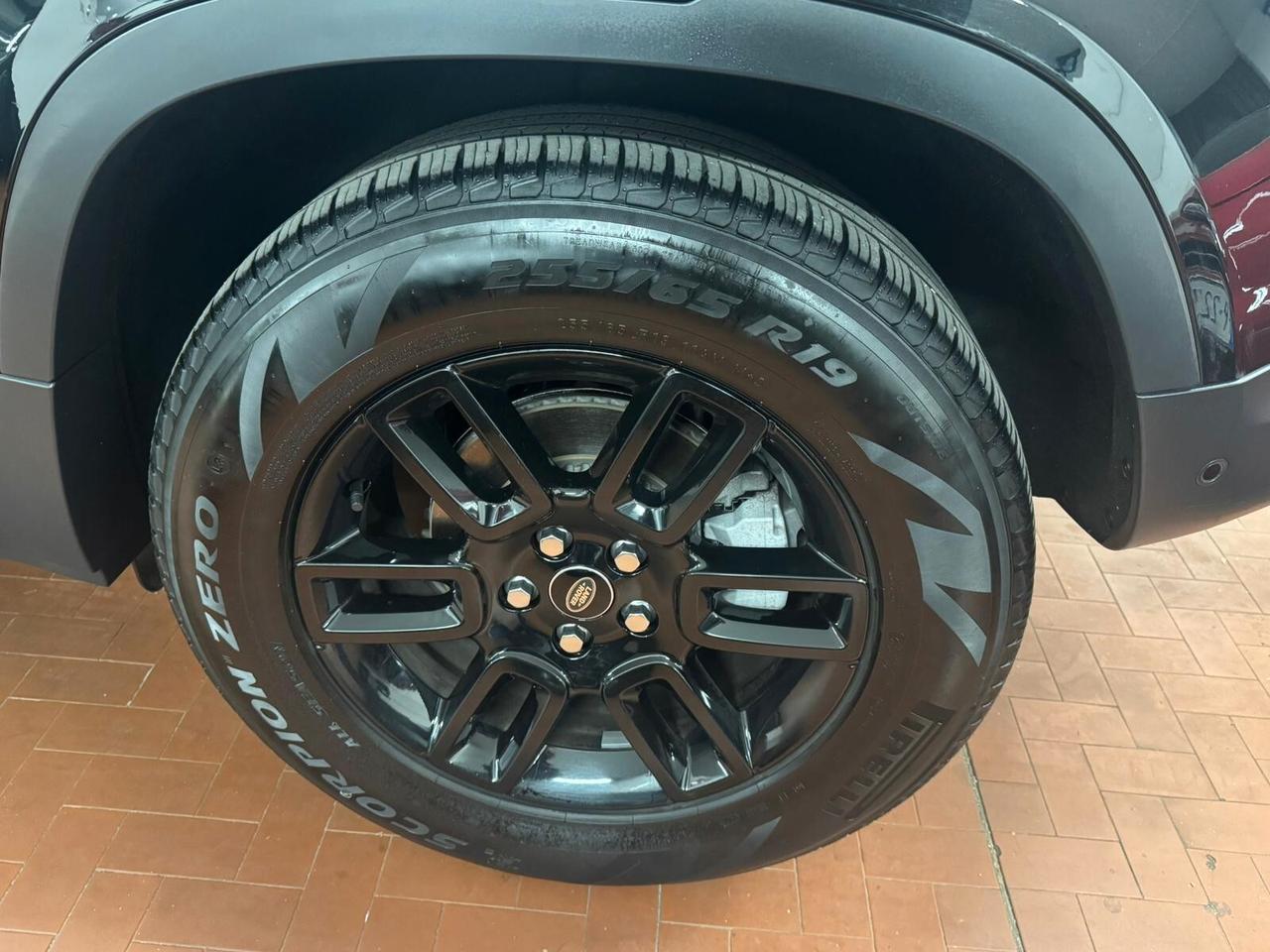 Land Rover Defender 90 3.0D I6 200 CV AWD Auto SE