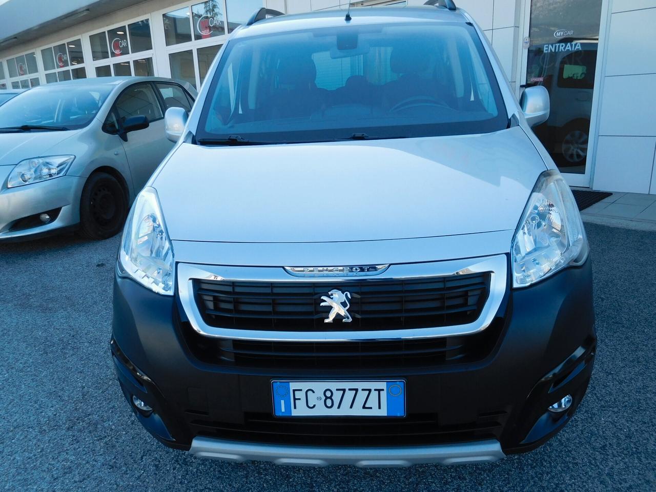 Peugeot Partner Tepee VTi 120 Outdoor