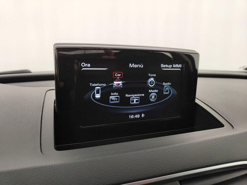 Audi Q3 2.0 TDI 120 CV Business