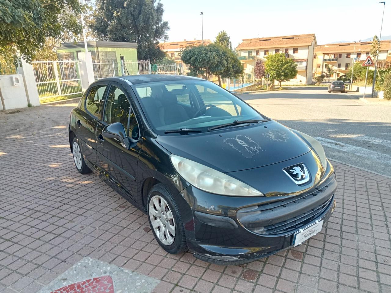 Peugeot 207 1.4 HDi 70CV 5p