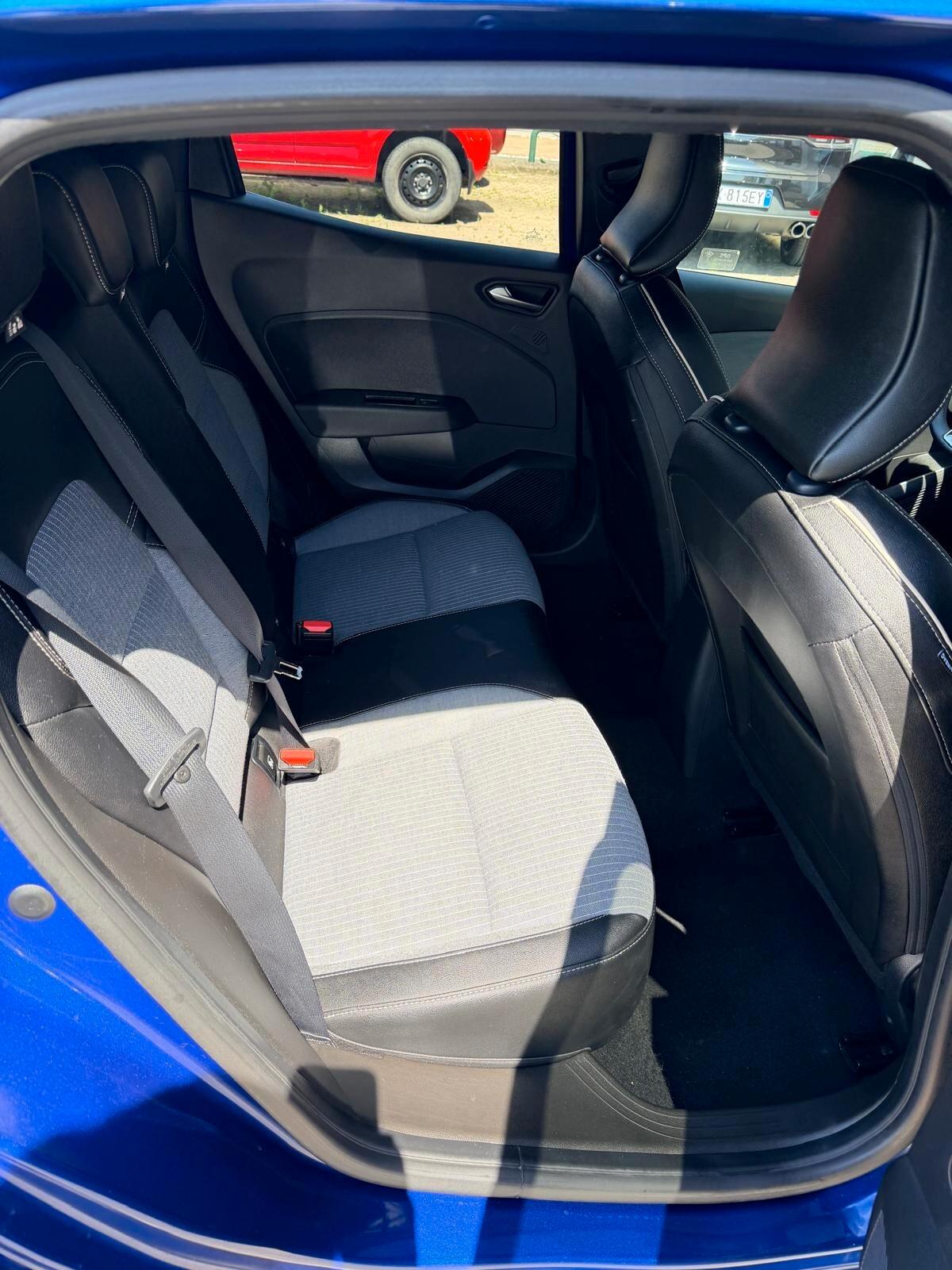 Renault Clio TCe 90 CV 5 porte Techno