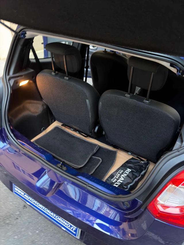 RENAULT Twingo 1.2 16V Night&Day