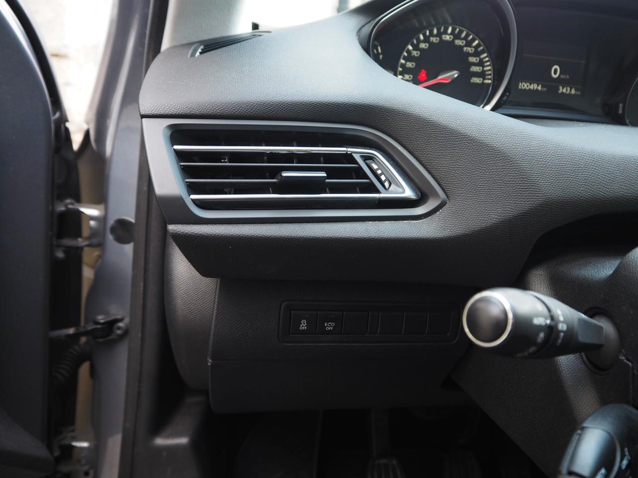 Peugeot 308 BlueHDi 120 S&S Allure