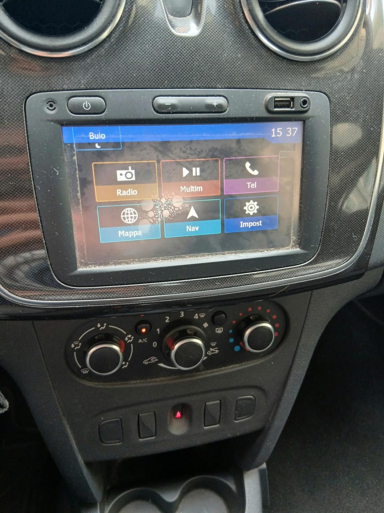 Dacia Sandero CON SOLI 18000 KM