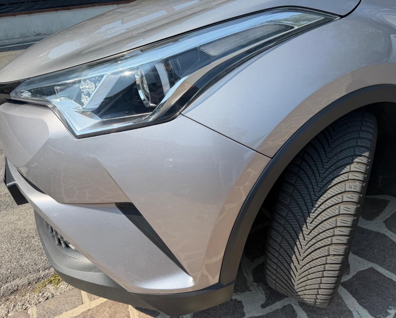 Toyota C-HR 1.8 Hybrid E-CVT Trend