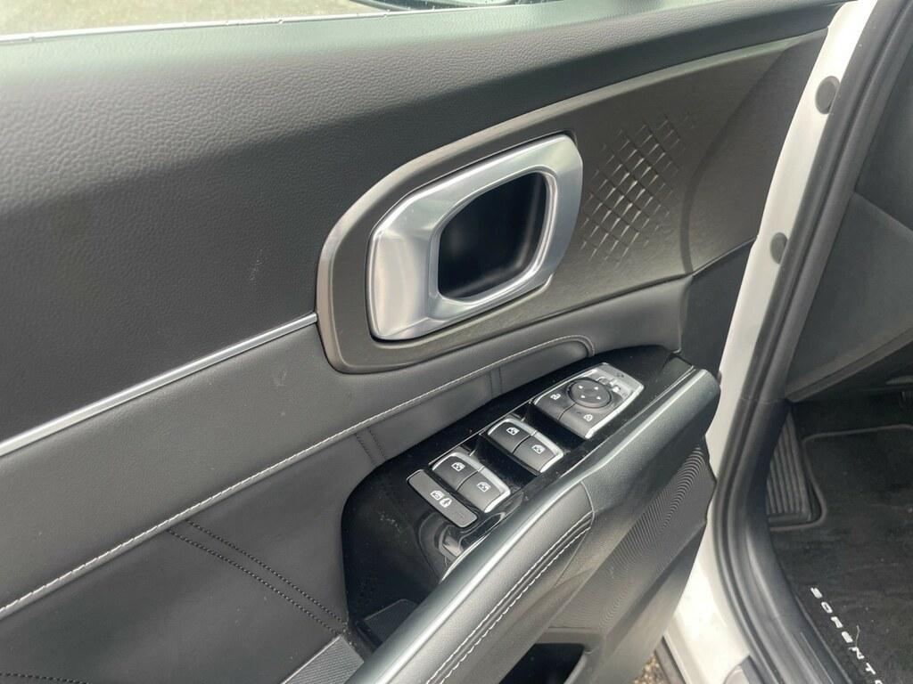 Kia Sorento 1.6 T-GDi HEV Style AWD AT6