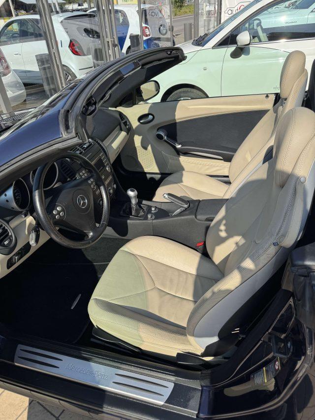 MERCEDES-BENZ SLK 200