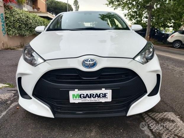 Toyota Yaris 1.5 Hybrid 5 porte Business