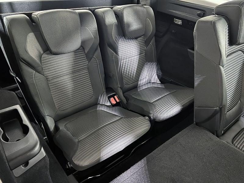 Renault Grand Scénic Blue dCi 120 CV EDC Sport Edition2