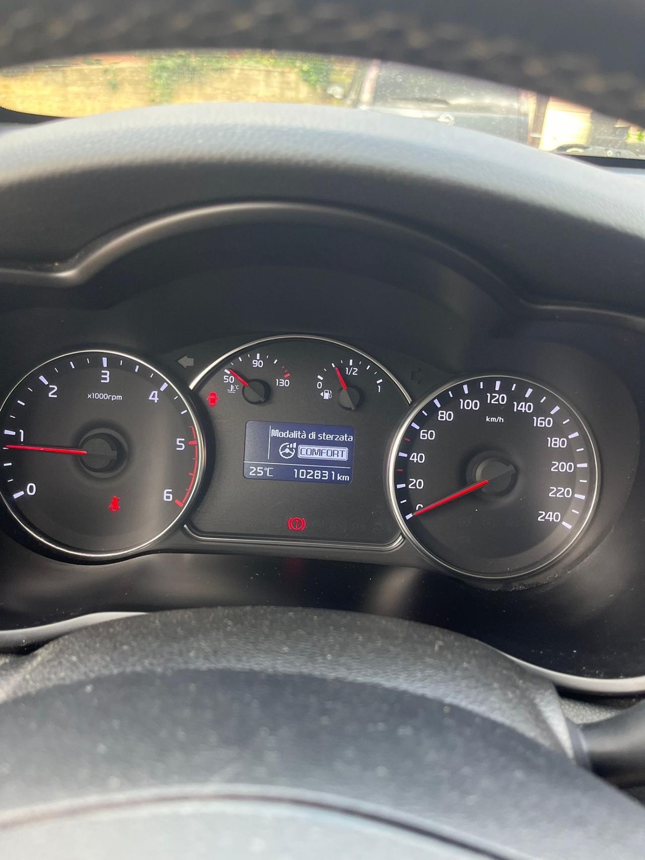 Kia Carens 1.7 CRDi 115 CV Cool