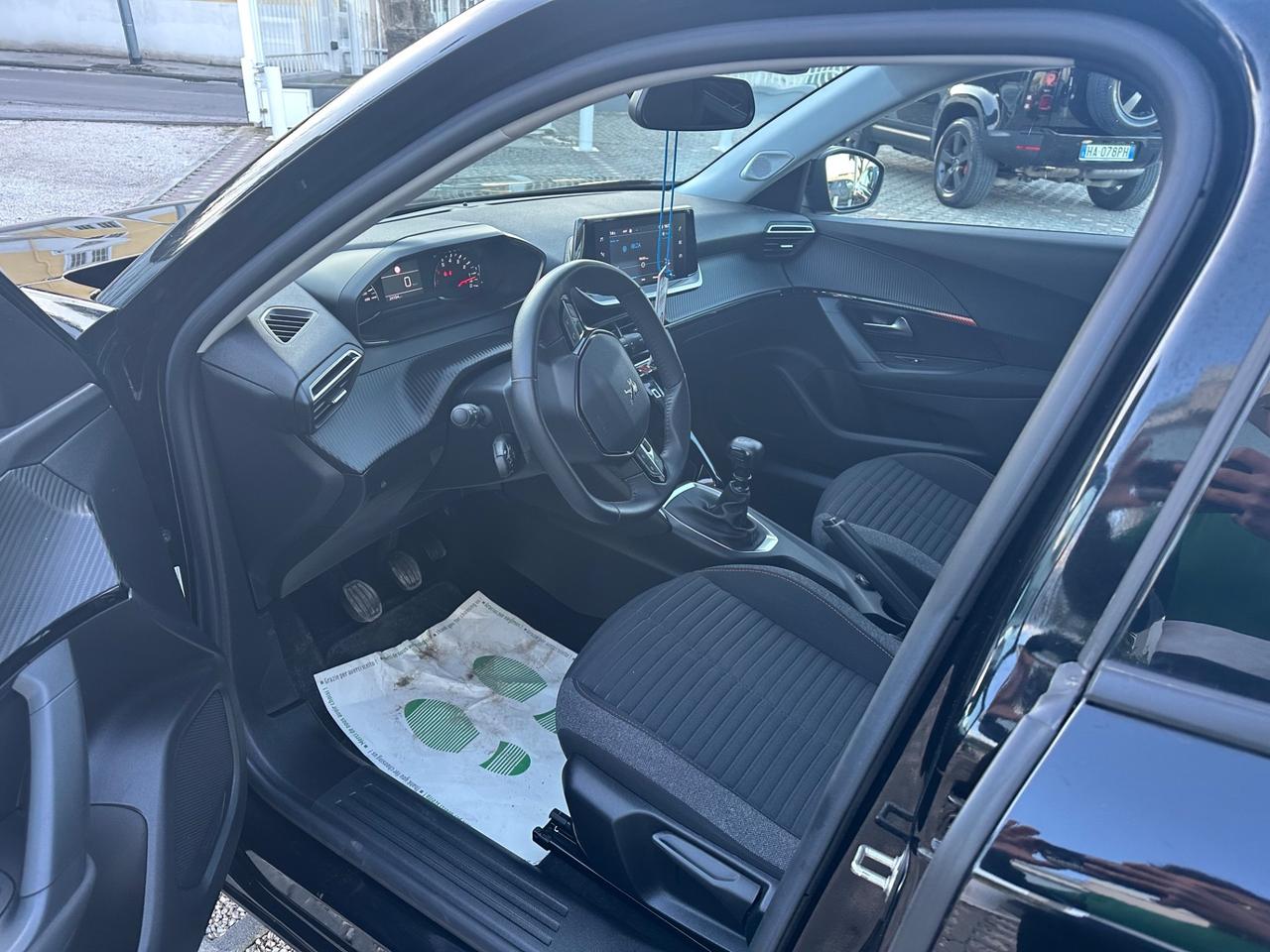 Peugeot 2008 PureTech 100 S&S Active