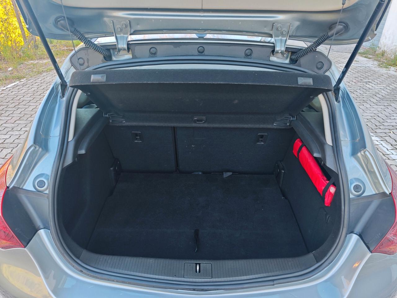 Opel Astra 1.4 Turbo 5 porte Cosmo