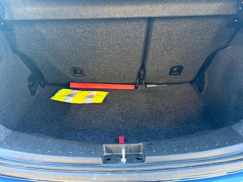 Lancia Ypsilon Ypsilon 1.0 FireFly 5 porte S&S Hybrid Platino