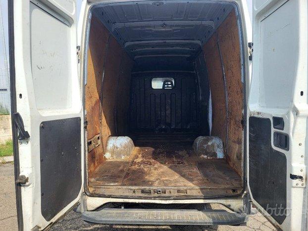 IVECO Daily 50 C 15 furgone -meccanica ok -speso