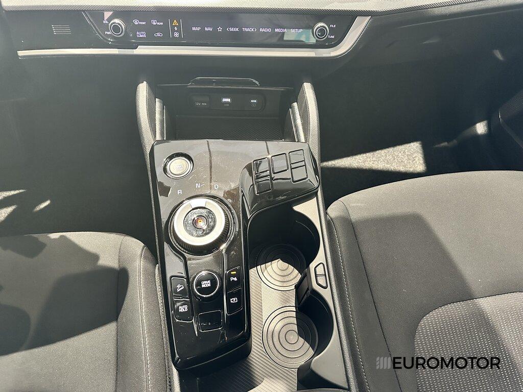 Kia Sportage 1.6 T-GDi HEV Style AT6