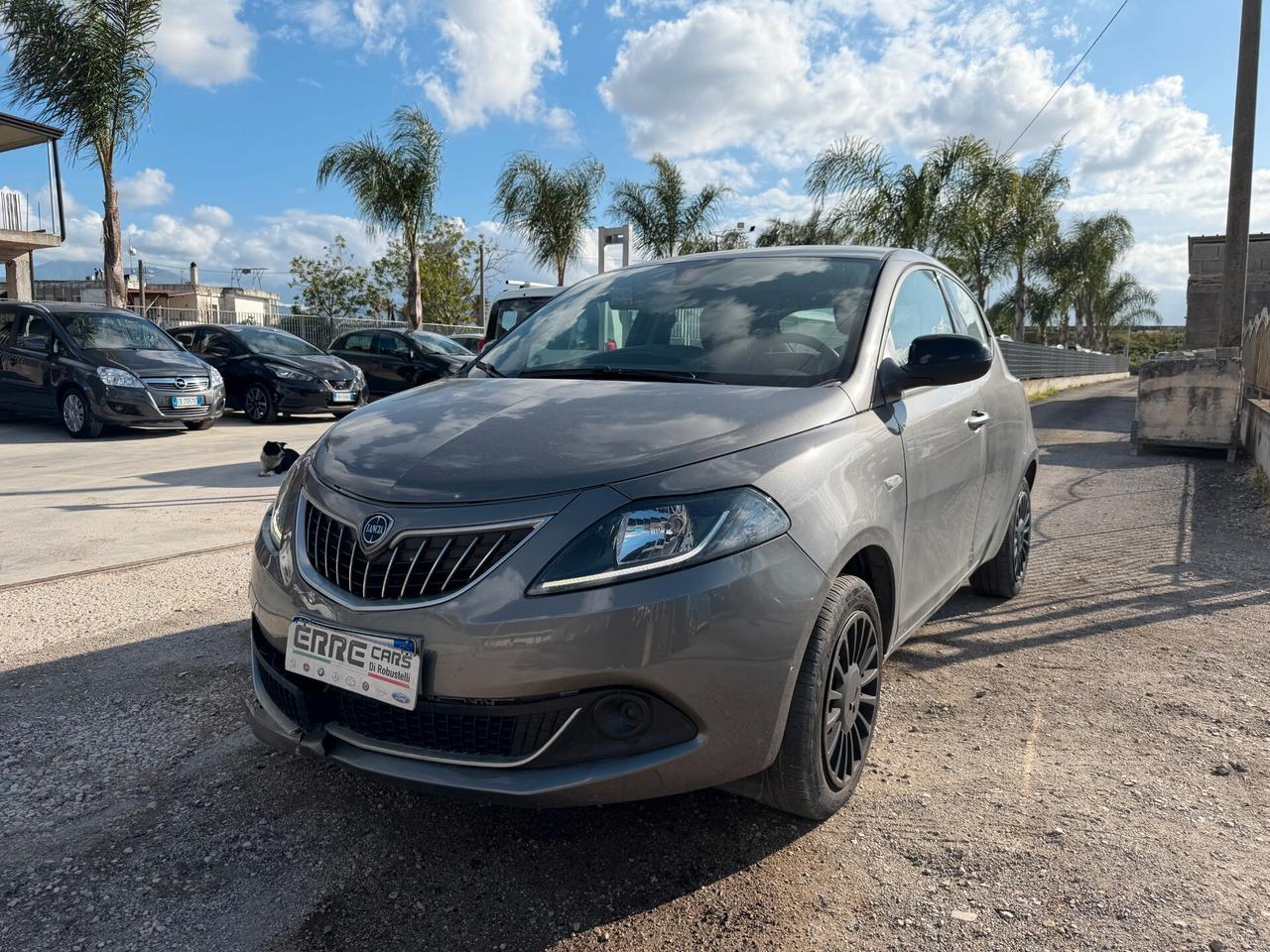 LANCIA YPSILON 2022 1.0 HYBRID 62 CV *POCO DANNO