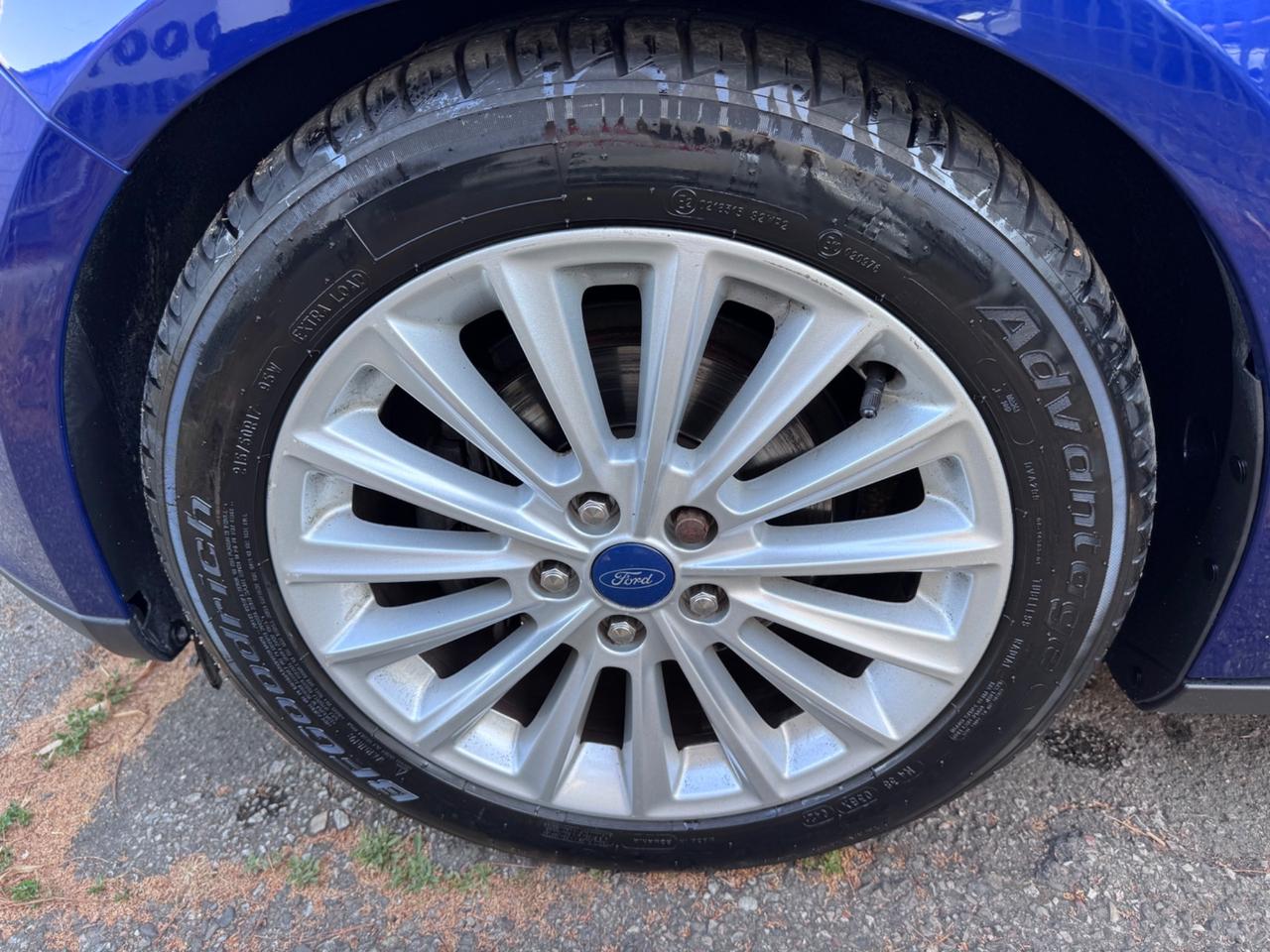 Ford Focus 1.5 TDCi 120 CV neopaten garanzia 12 mesi