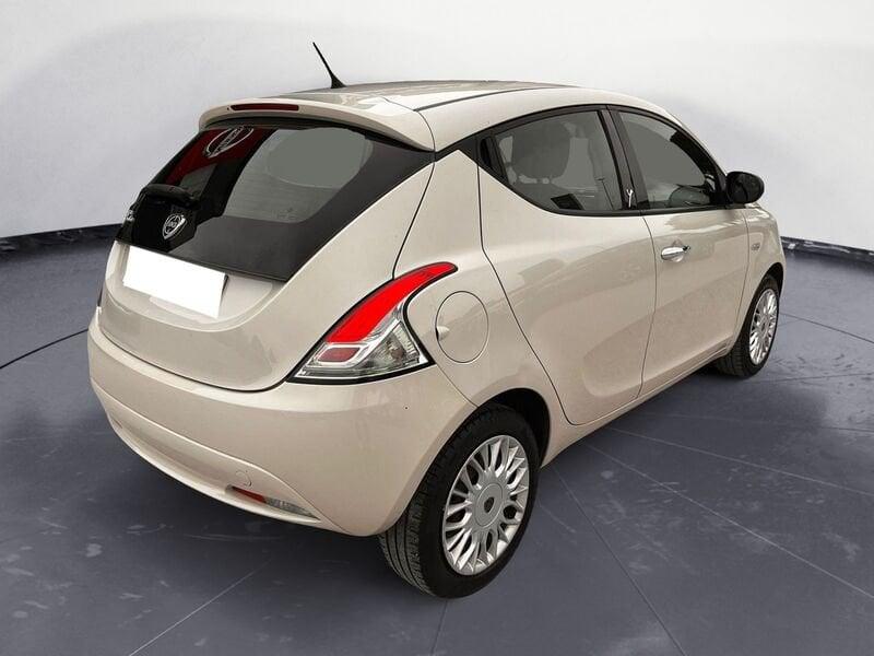 Lancia Ypsilon 1.2 Gold 69cv my16 5 Porte 1.2 69cv Gold my16