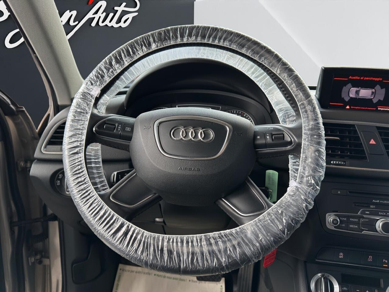 Audi Q3 2.0 TFSI 211CV quattro S tronic BUSINESS PLUS