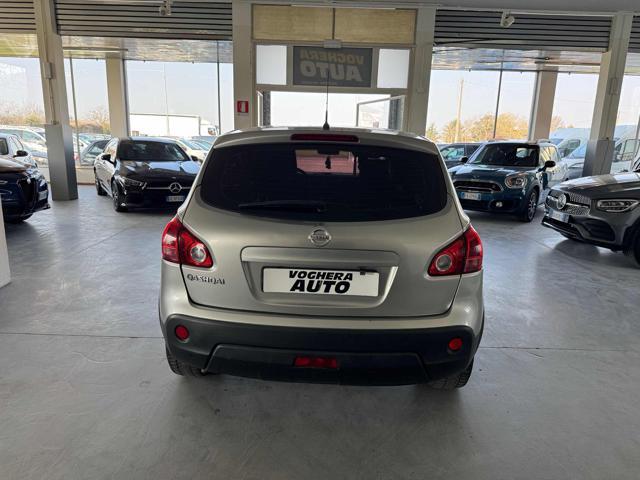 NISSAN Qashqai 2.0 dCi DPF 4WD Acenta