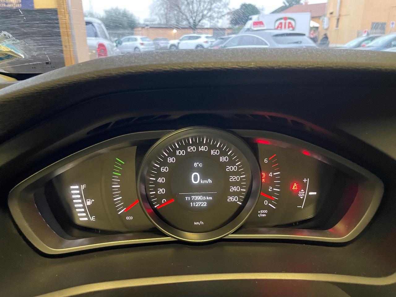 Volvo V40 D2 1.6 Momentum - Nessun vincolo -