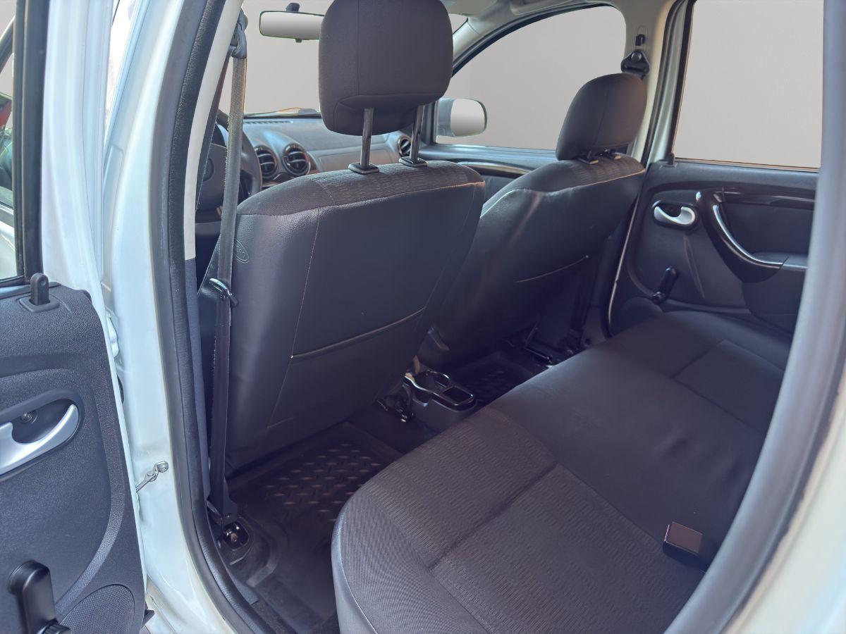 DACIA - Duster - 1.5 dCi 110 S&S 4x4 SS Laur. Fam.