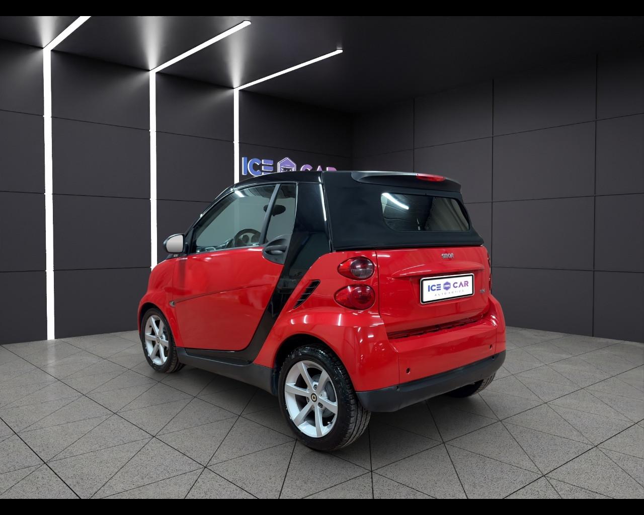 SMART fortwo 2ª serie - fortwo 1000 52 kW MHD cabrio pulse