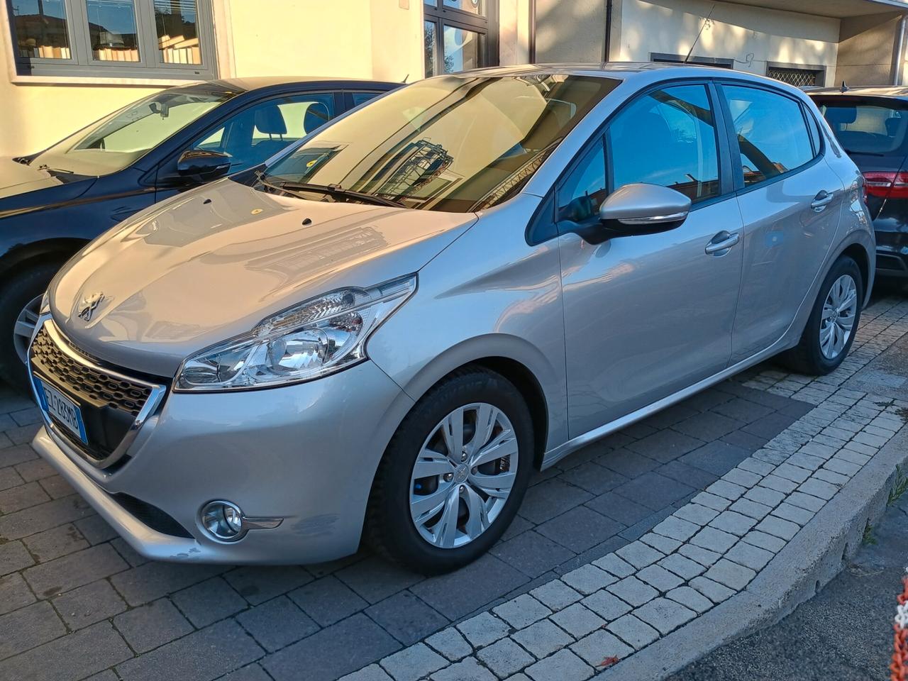 Peugeot 208 1.4 HDi 68 CV 5 porte Active