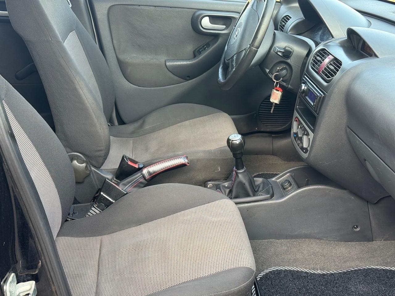 Opel Corsa 1.2i 16V cat 5 porte Club